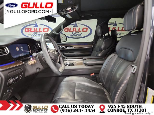 Used 2022 Jeep Grand Wagoneer Series II w/ Rear Seat Video Group 1 image 30