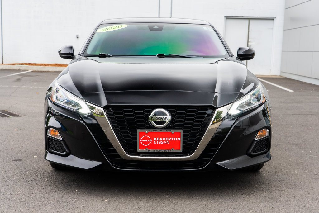 Used 2020 Nissan Altima 2.5 SR FWD image 2