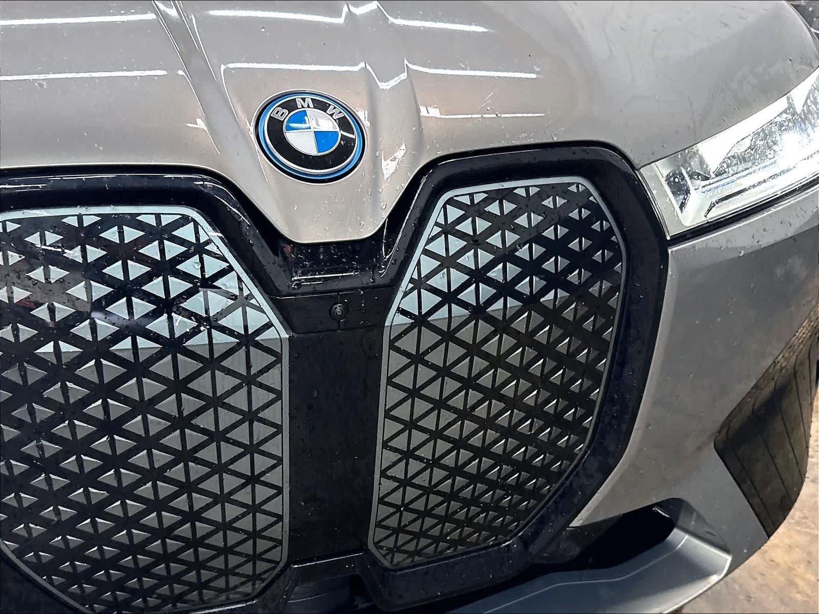 Used 2024 BMW iX M60 AWD/4WD image 32