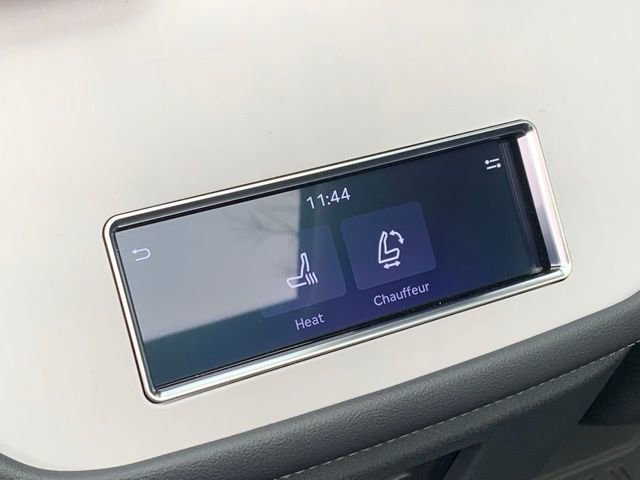 New 2026 Lincoln Navigator L Reserve AWD/4WD image 19