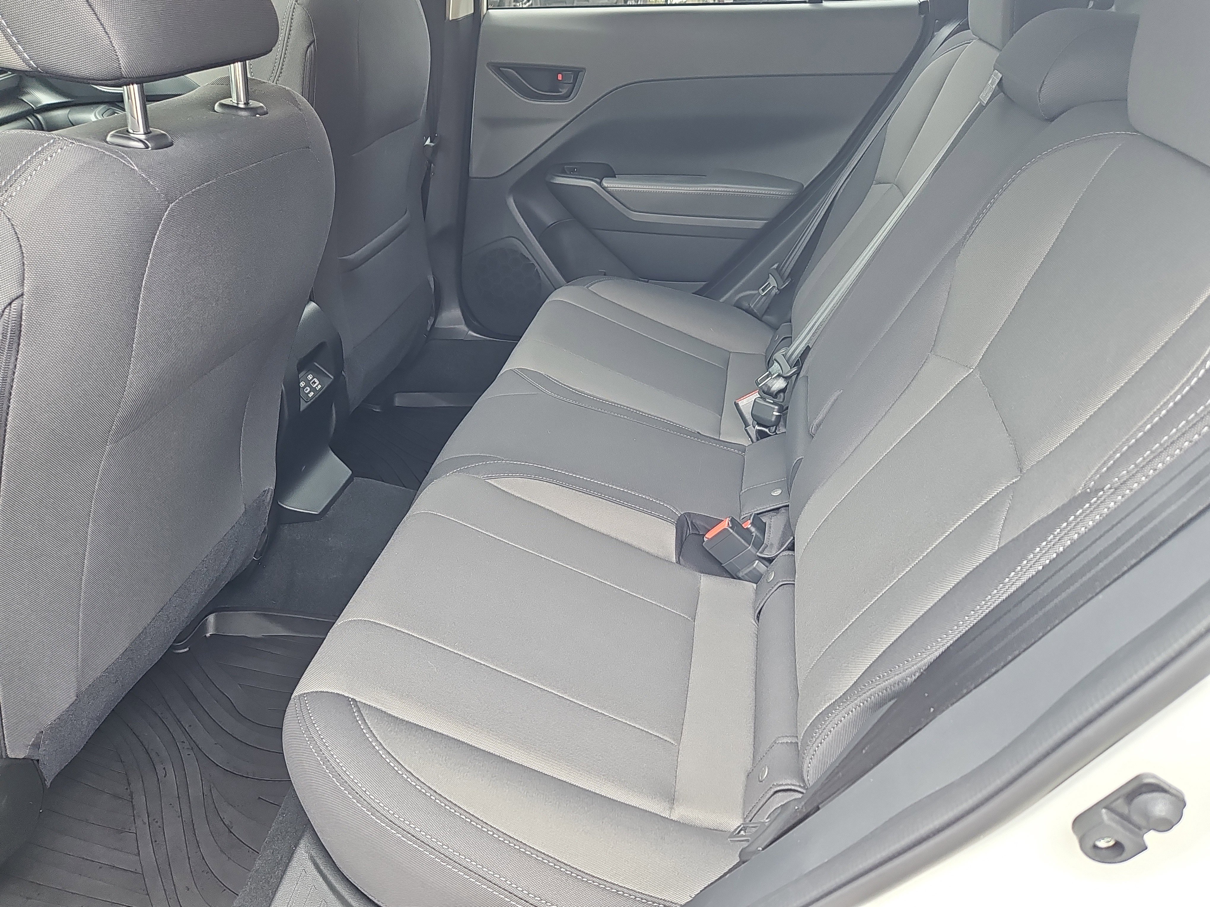 Certified 2025 Subaru Crosstrek 2.0i Premium image 30