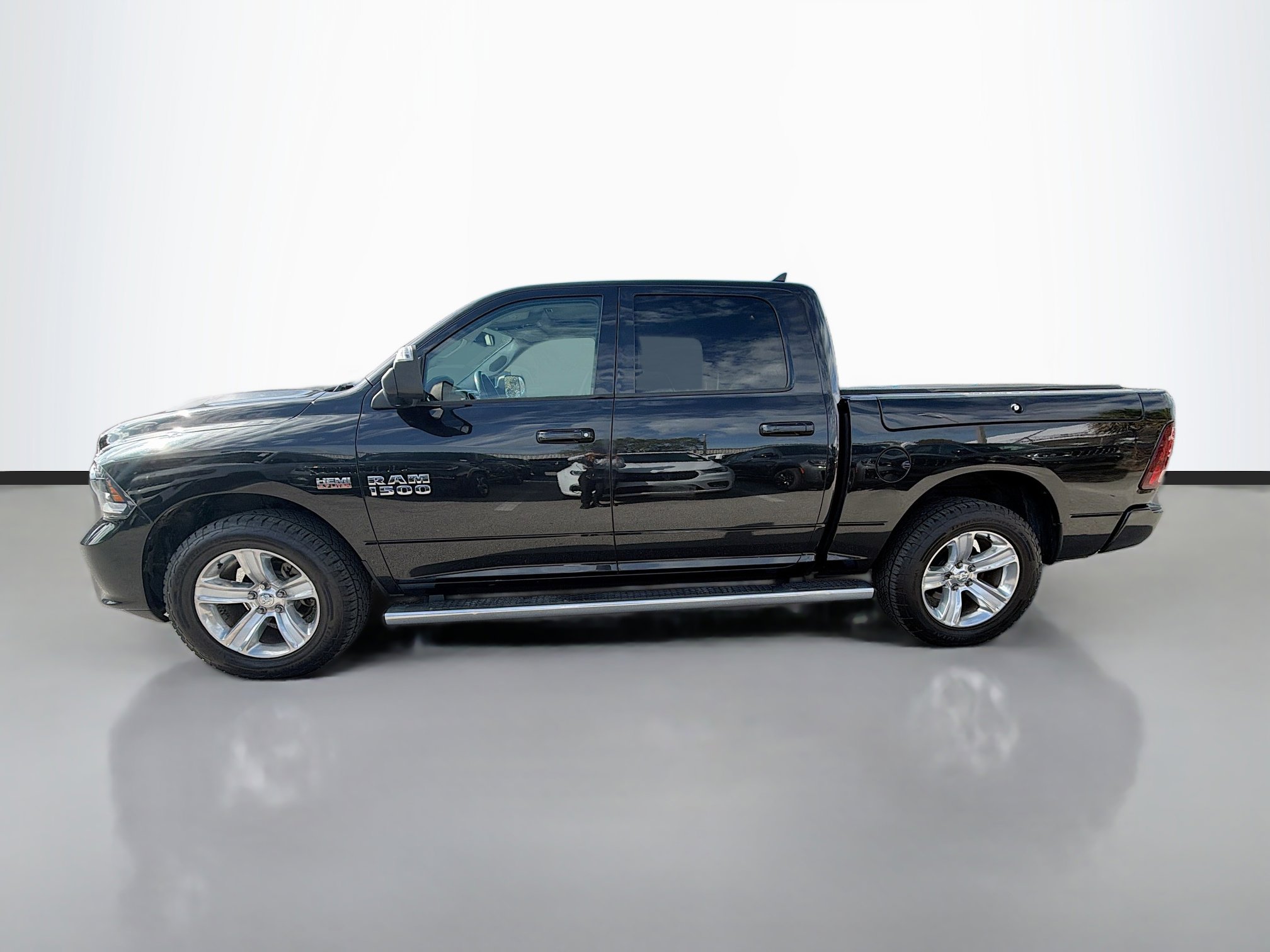 Used 2015 RAM 1500 Sport image 6
