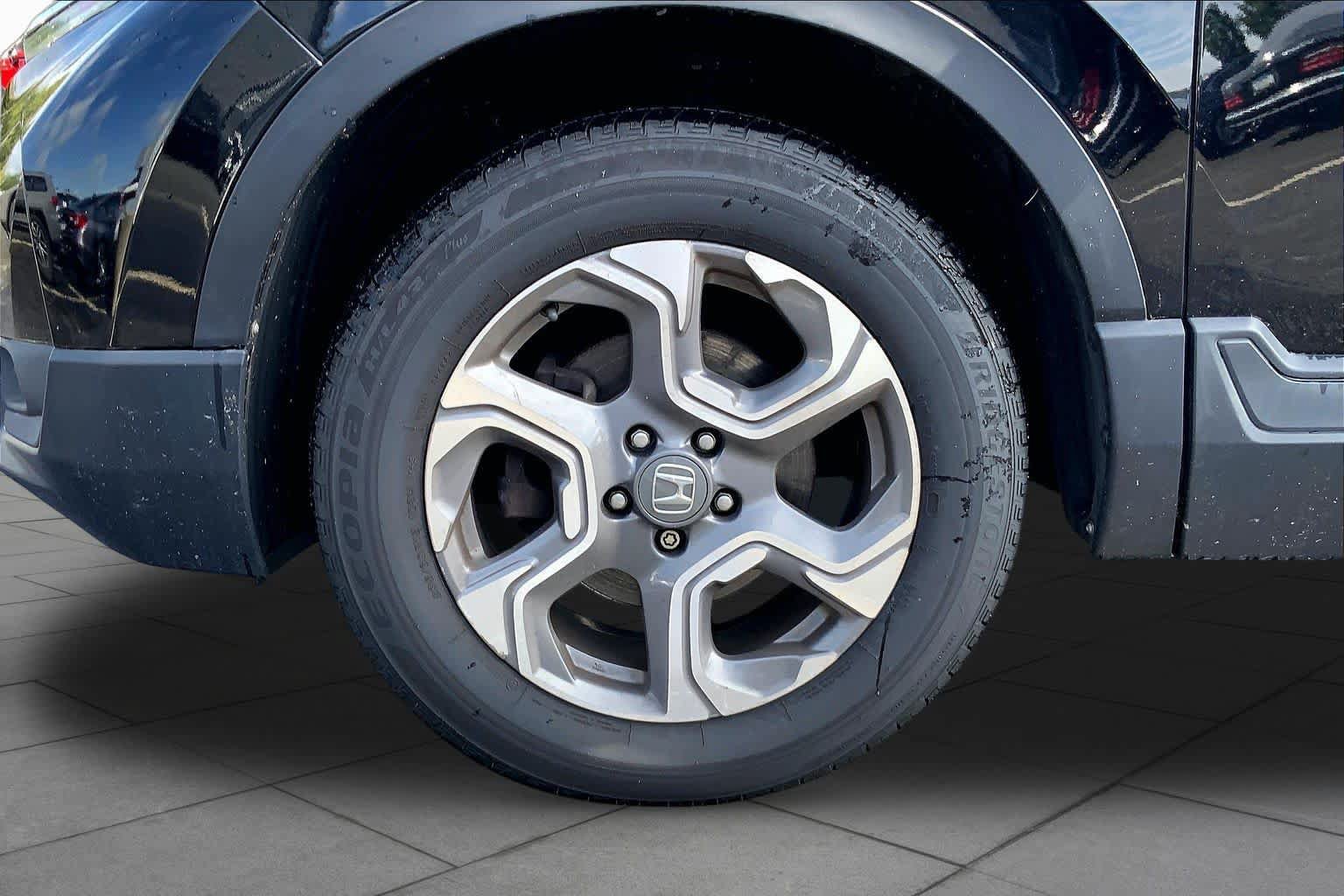 Used 2017 Honda CR-V EX image 11