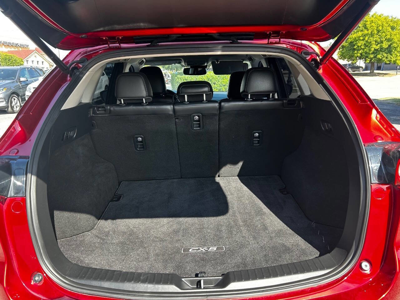 Used 2021 MAZDA CX-5 Touring w/ Touring Preferred SV Package image 13