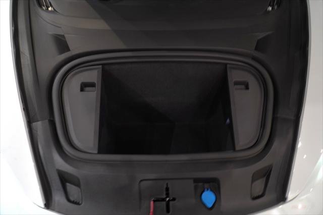 Used 2024 Porsche Taycan Turbo image 27