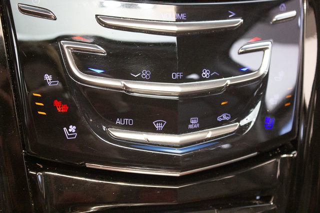 Used 2018 Cadillac Escalade Luxury image 33