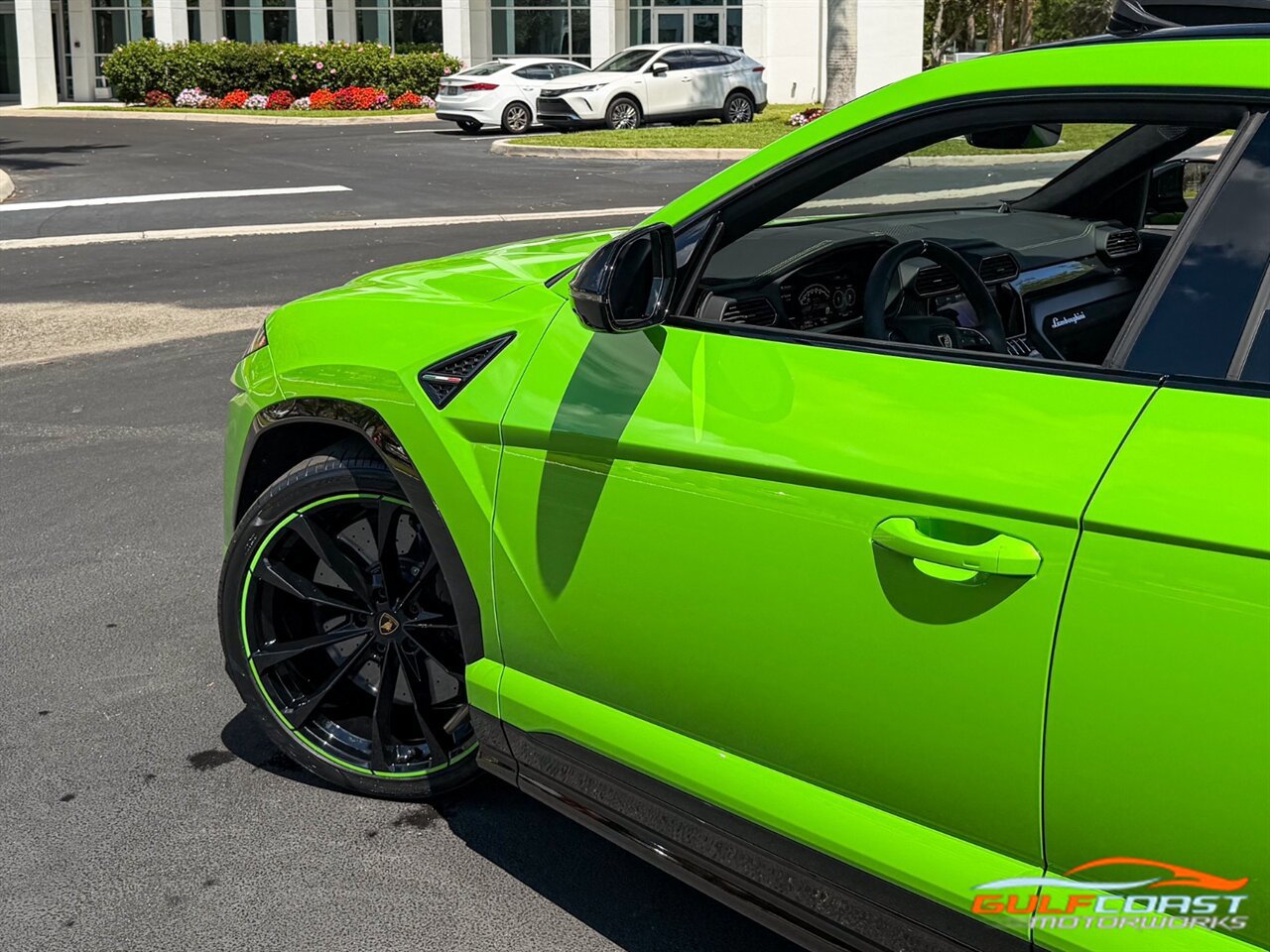 Used 2021 Lamborghini Urus image 54