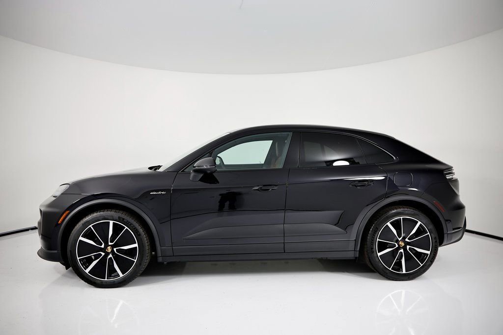 New 2026 Porsche Macan Electric image 2