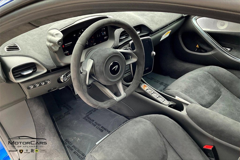 New 2025 McLaren Artura image 5