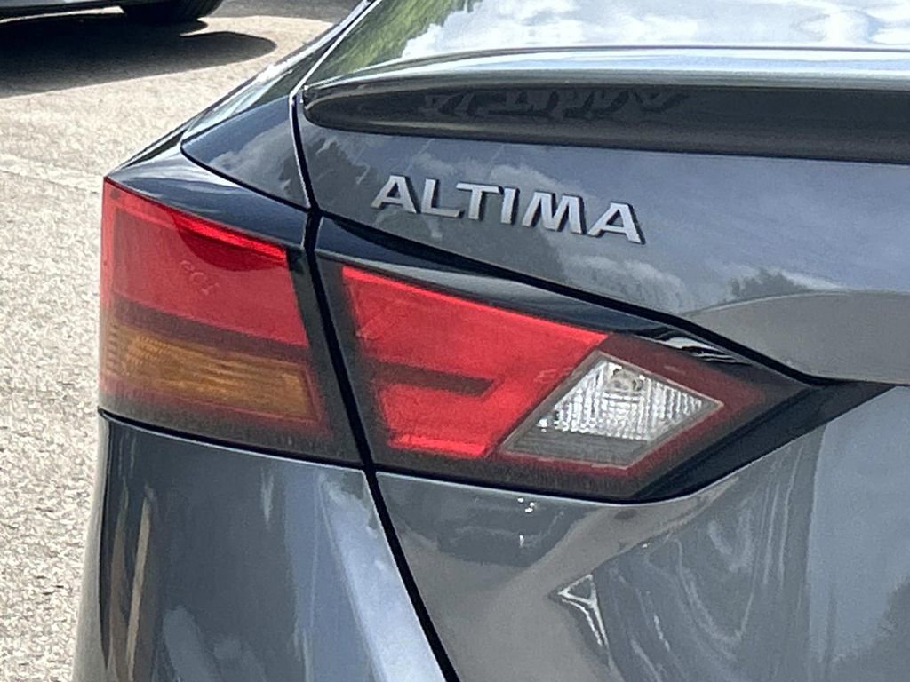 New 2026 Nissan Altima 2.5 SR AWD/4WD image 12