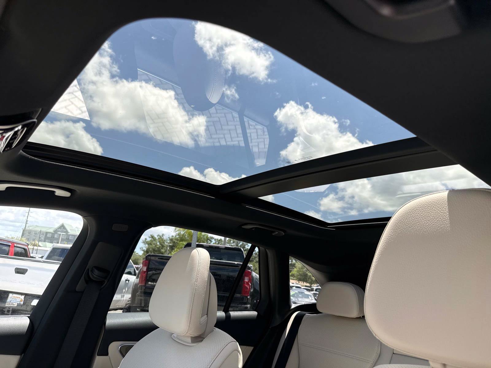 New 2027 Mercedes-Benz GLC 300 image 22