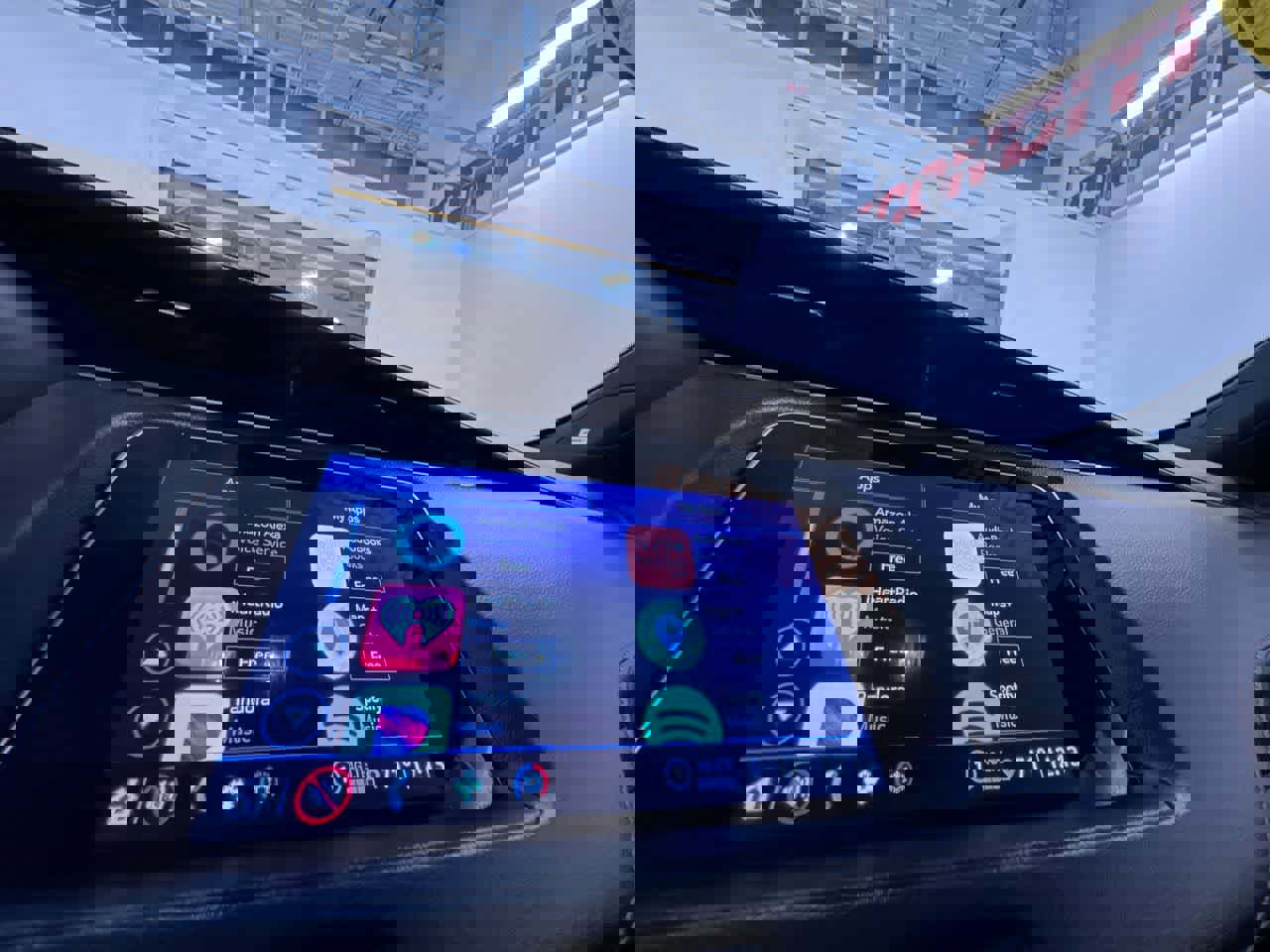 Used 2023 Cadillac XT4 Sport AWD/4WD image 26