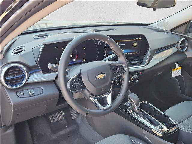 New 2026 Chevrolet Trax LT w/ Driver Confidence Package FWD video 3