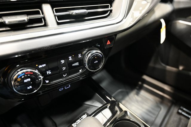 New 2026 Chevrolet Trax ACTIV w/ Sunroof Package image 17