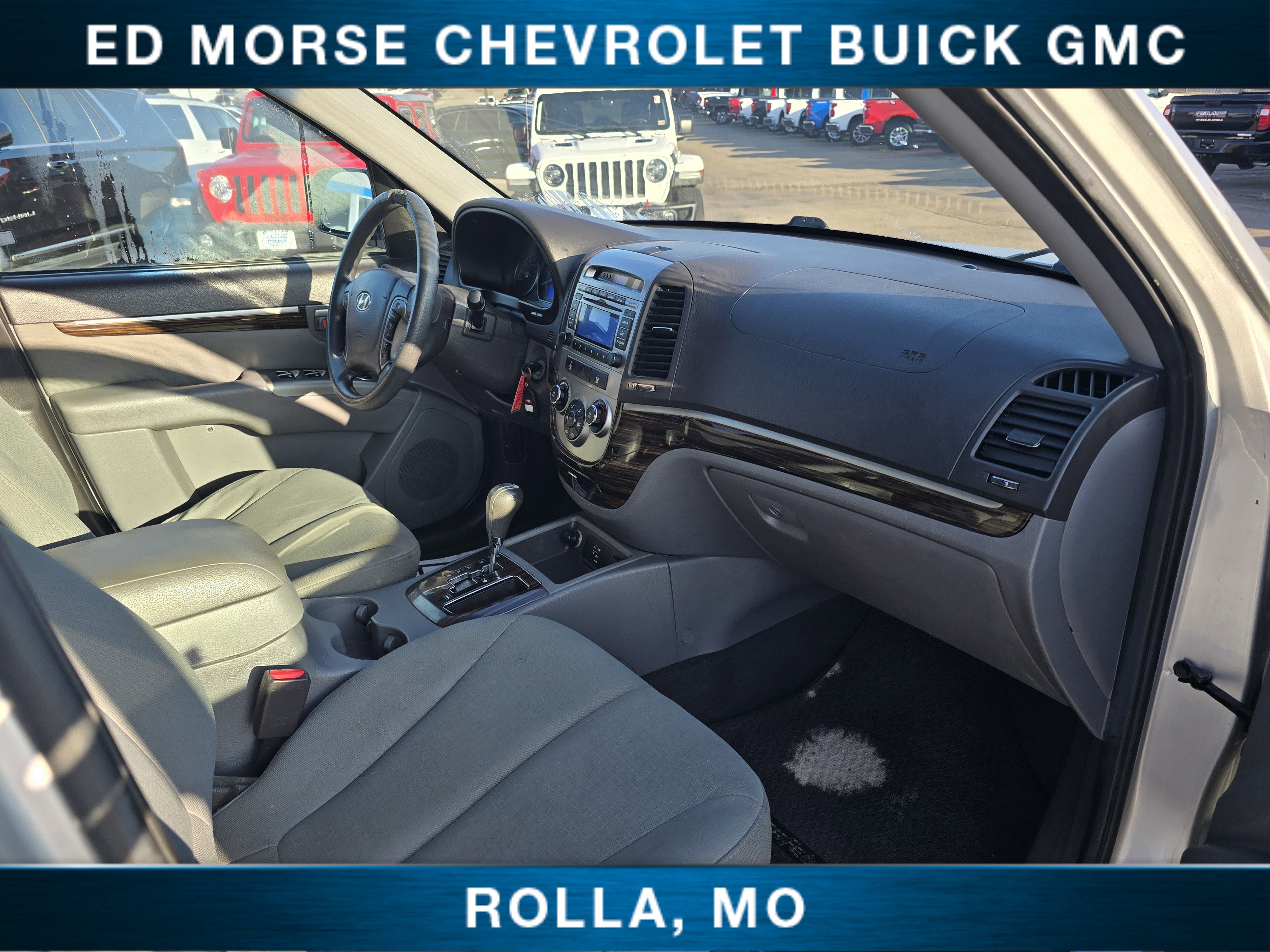 Used 2011 Hyundai Santa Fe GLS image 18