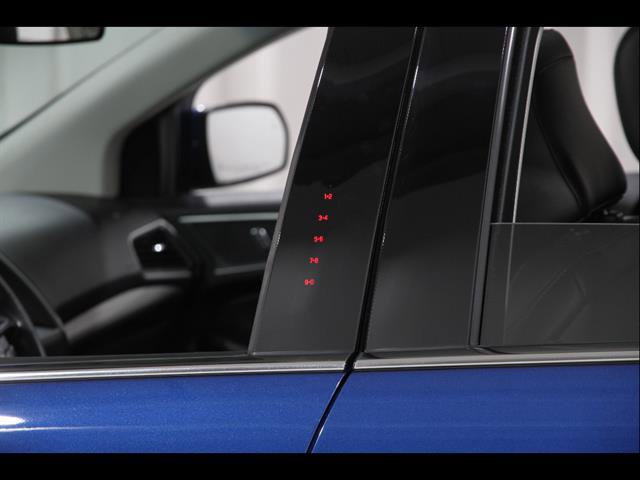 Used 2020 Ford Edge SEL w/ Cold Weather Package image 4