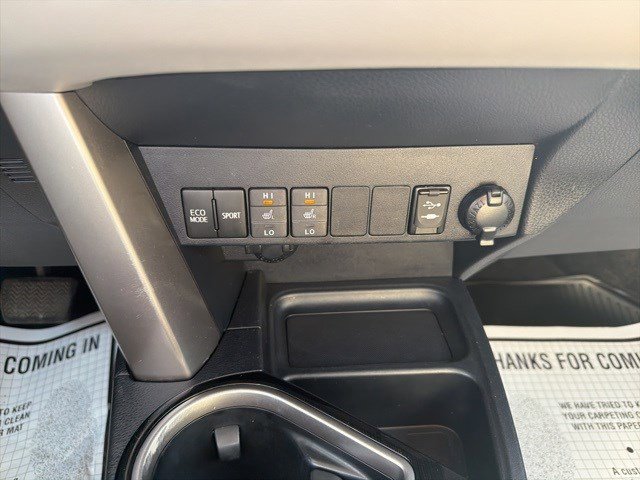 Used 2018 Toyota RAV4 Limited w/ All Weather Liner Package image 27
