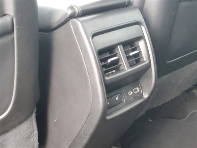 Certified 2023 Cadillac XT4 Premium Luxury w/ Cold Weather Package image 27