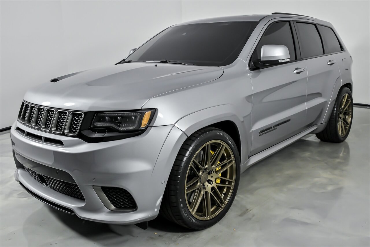 Used 2021 Jeep Grand Cherokee Trackhawk AWD/4WD image 6