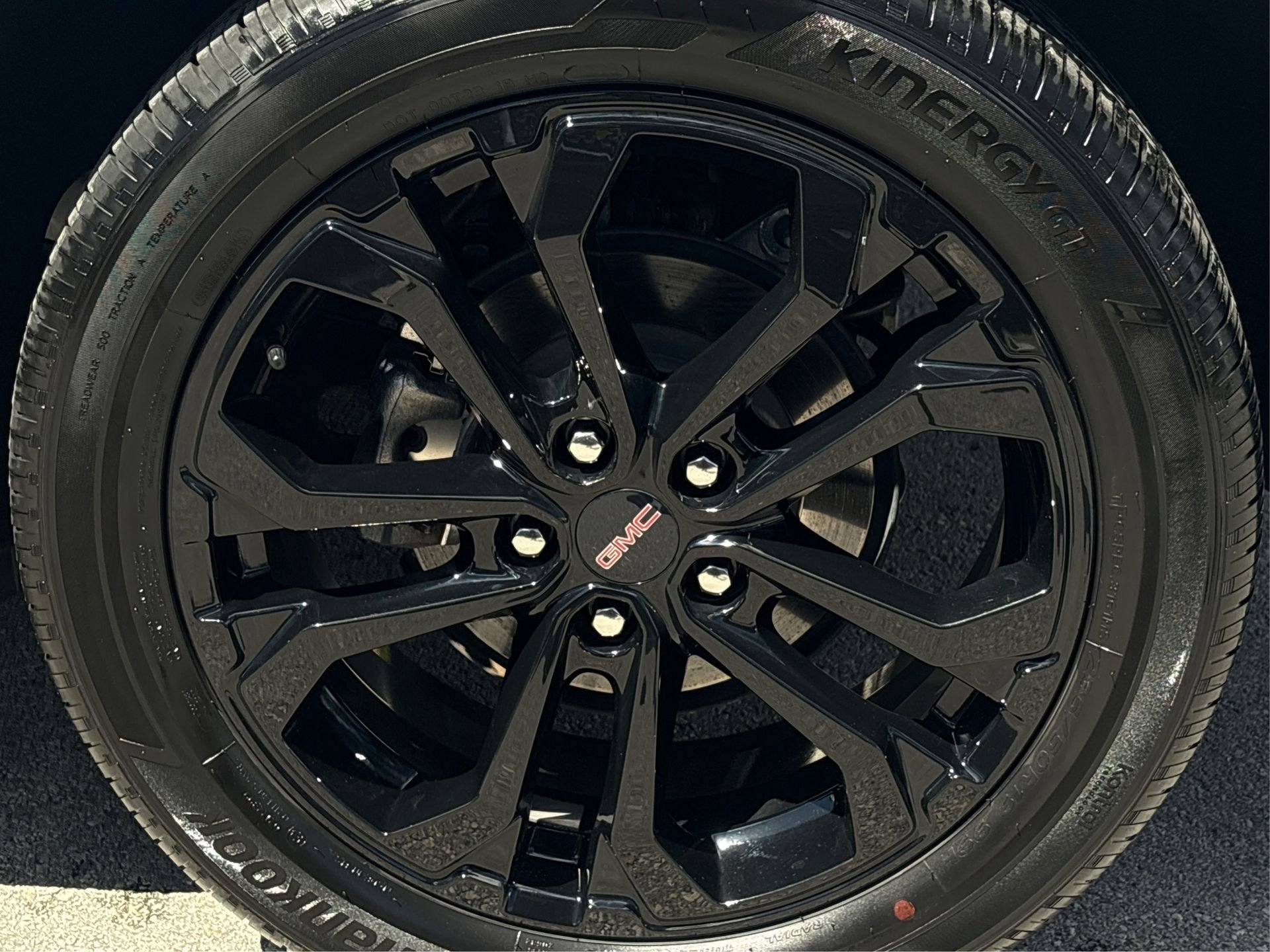 Used 2022 GMC Terrain SLT w/ Infotainment Package II image 13