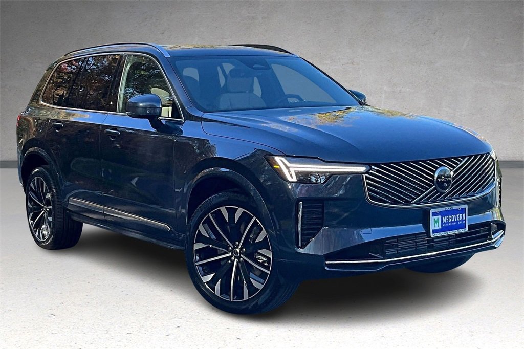 New 2026 Volvo XC90 T8 Plus image 2