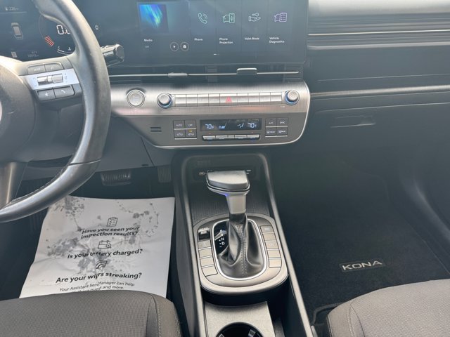 Certified 2024 Hyundai Kona SEL AWD/4WD image 11