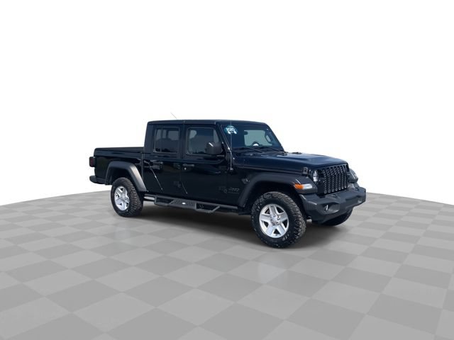 Used 2020 Jeep Gladiator Sport w/ Quick Order Package 24S AWD/4WD image 2
