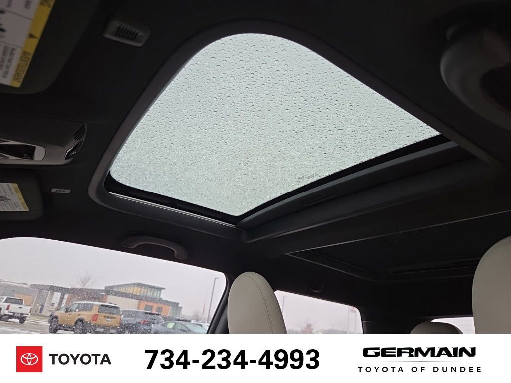 Used 2025 MINI Cooper S image 28