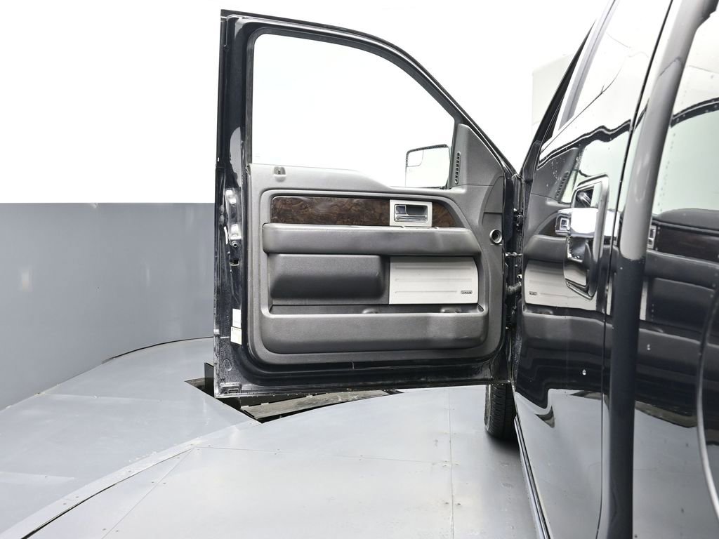 Used 2014 Ford F150 Platinum image 20