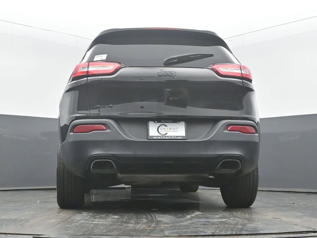 Used 2017 Jeep Cherokee Altitude image 49