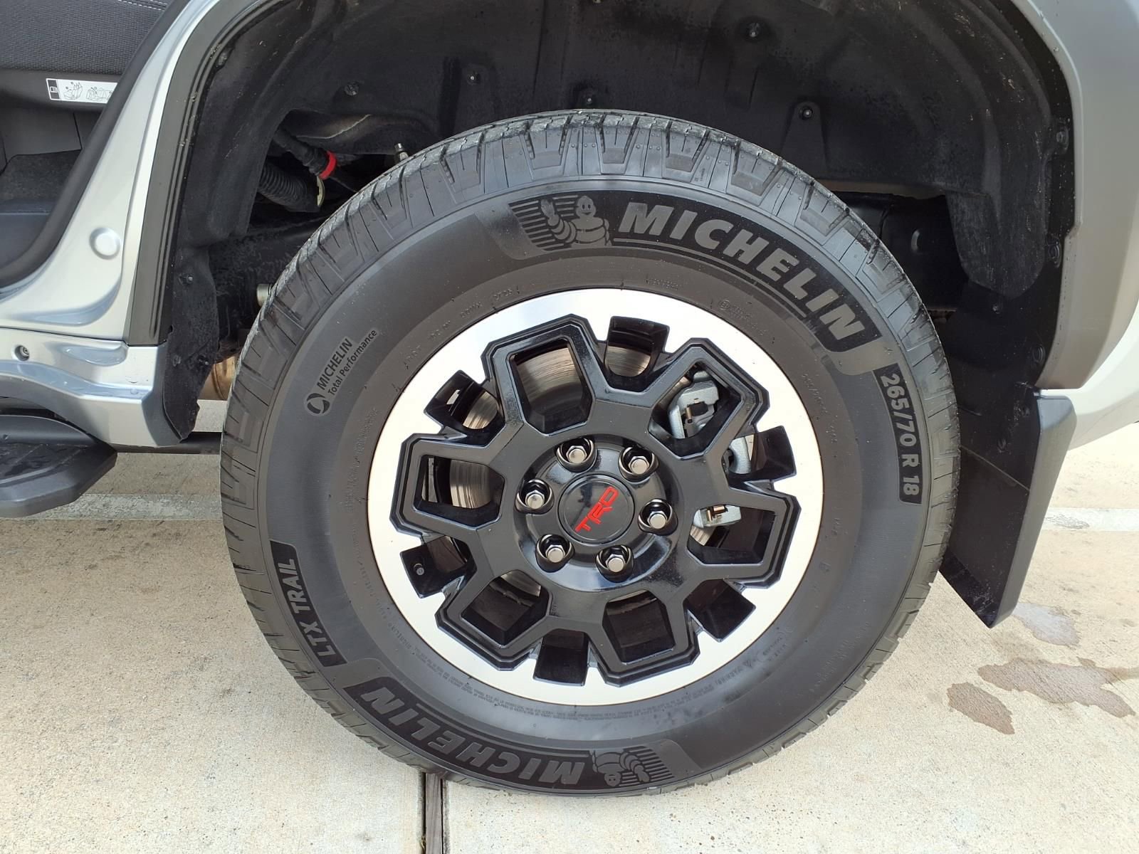Certified 2025 Toyota 4Runner TRD Off-Road AWD/4WD image 10