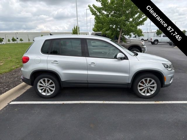 Used 2014 Volkswagen Tiguan SE FWD image 3