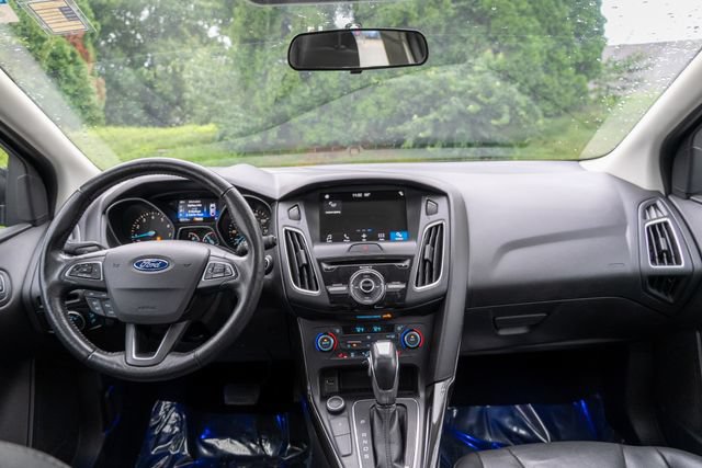 Used 2017 Ford Focus Titanium FWD image 12