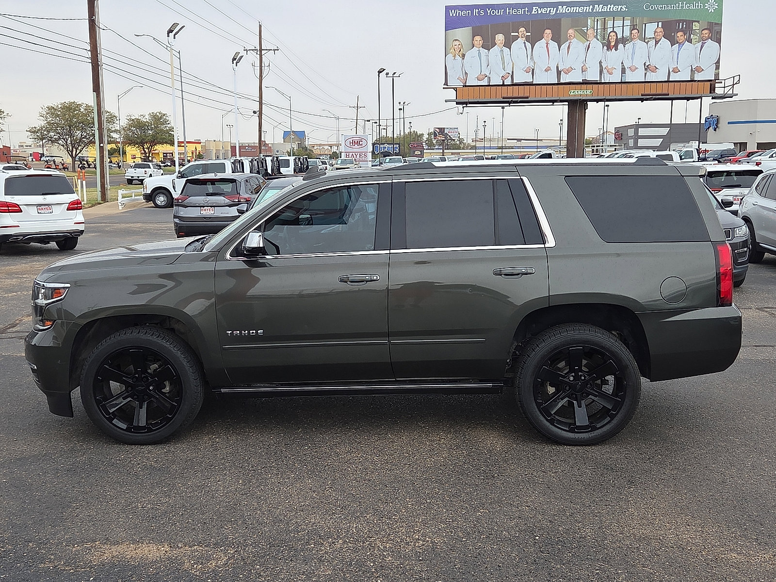 Used 2019 Chevrolet Tahoe Premier image 2
