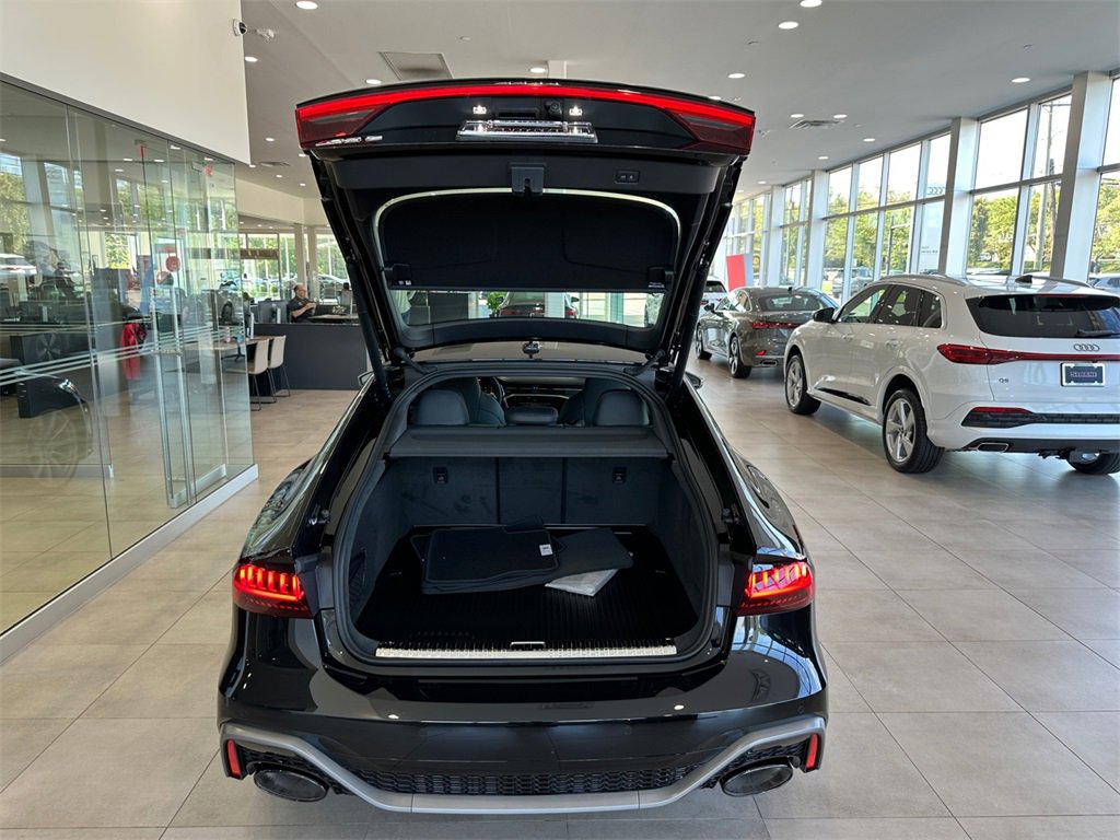 Used 2026 Audi RS 7 Performance image 29