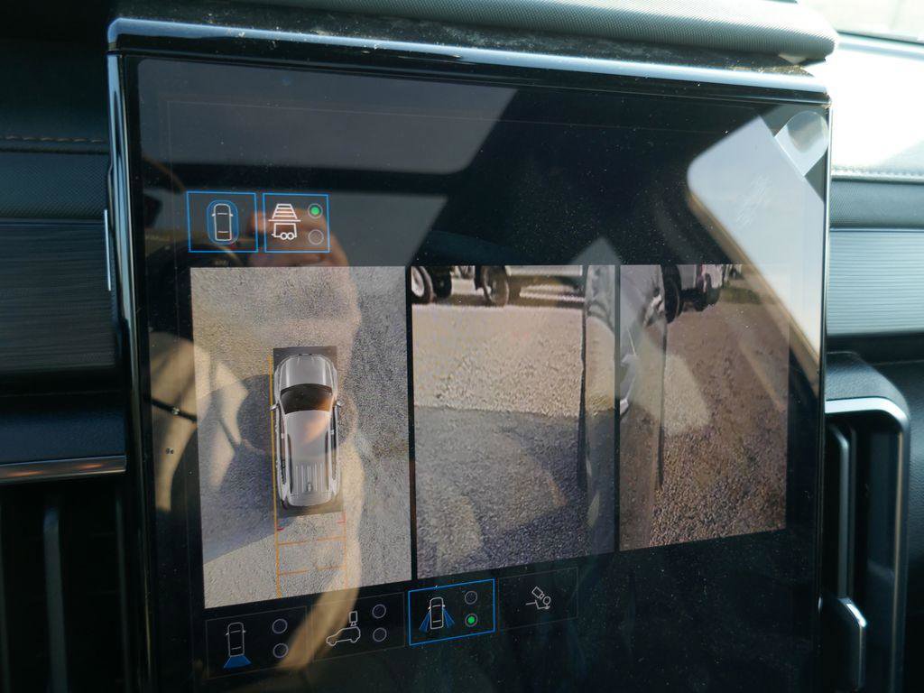 New 2026 GMC Acadia AT4 image 28