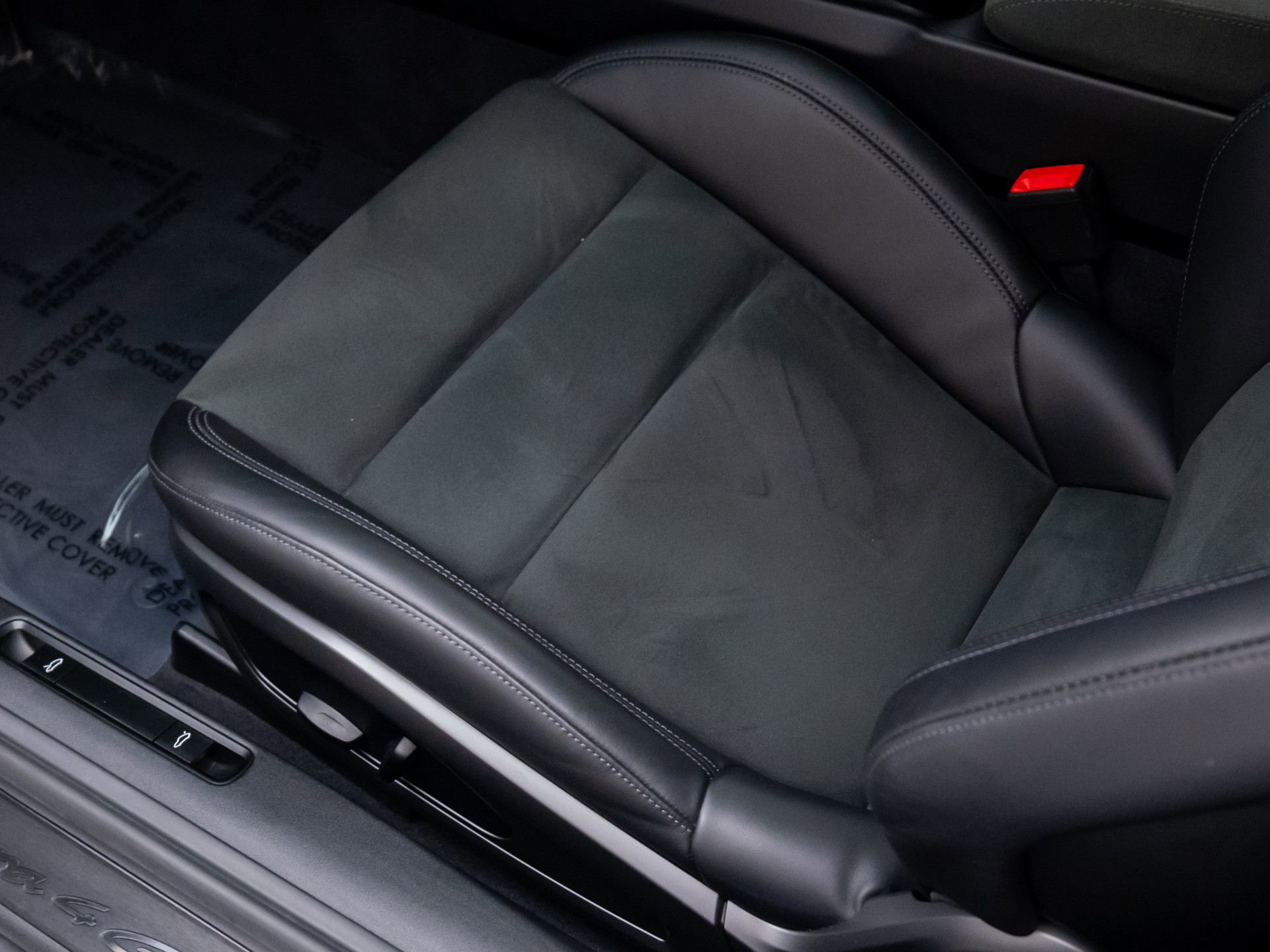 Certified 2024 Porsche 911 Carrera 4 GTS image 15