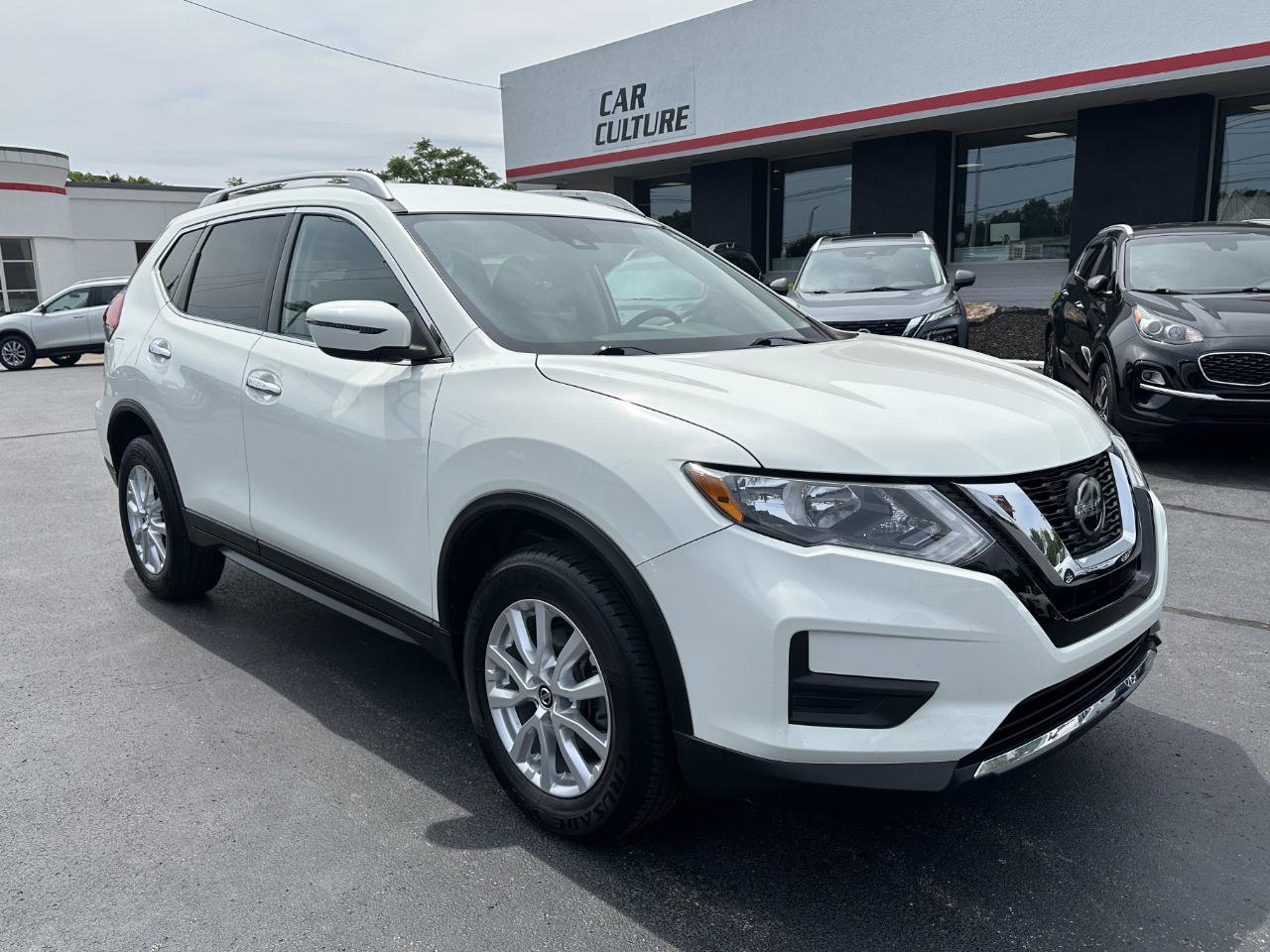 Used 2019 Nissan Rogue S w/ Special Edition Package AWD/4WD image 2