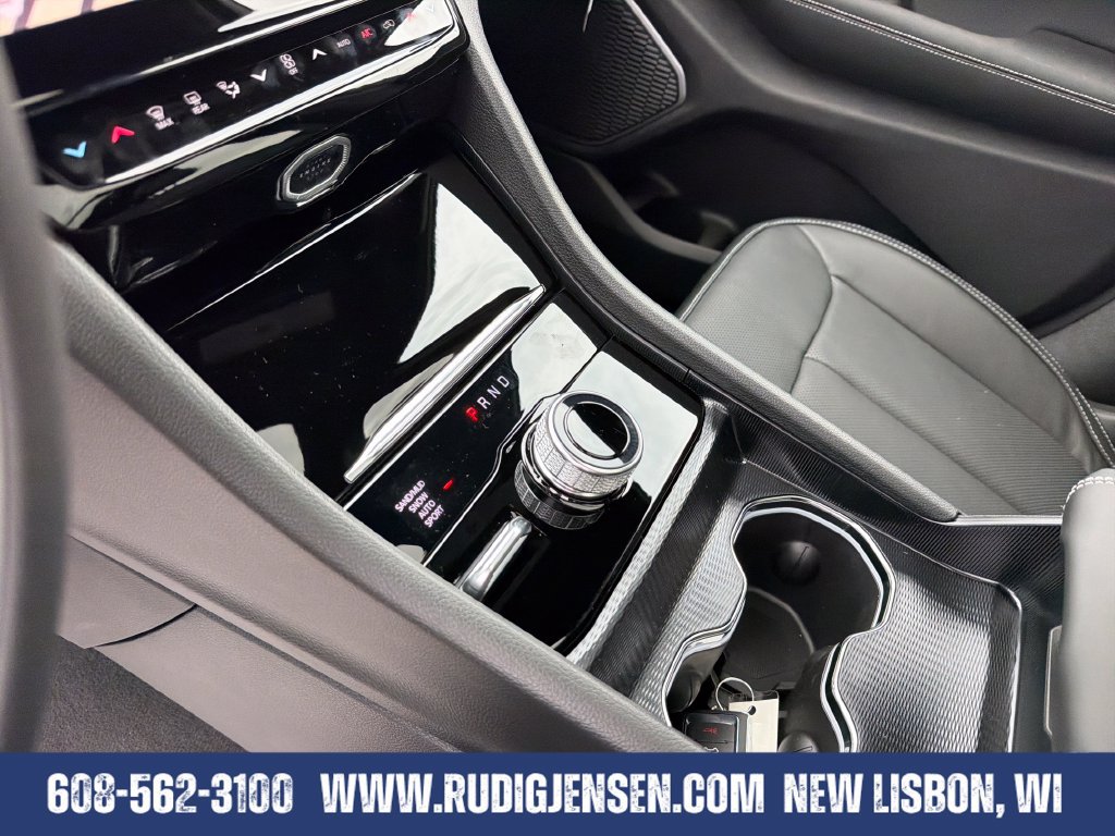 New 2027 Jeep Grand Cherokee L Limited AWD/4WD image 24