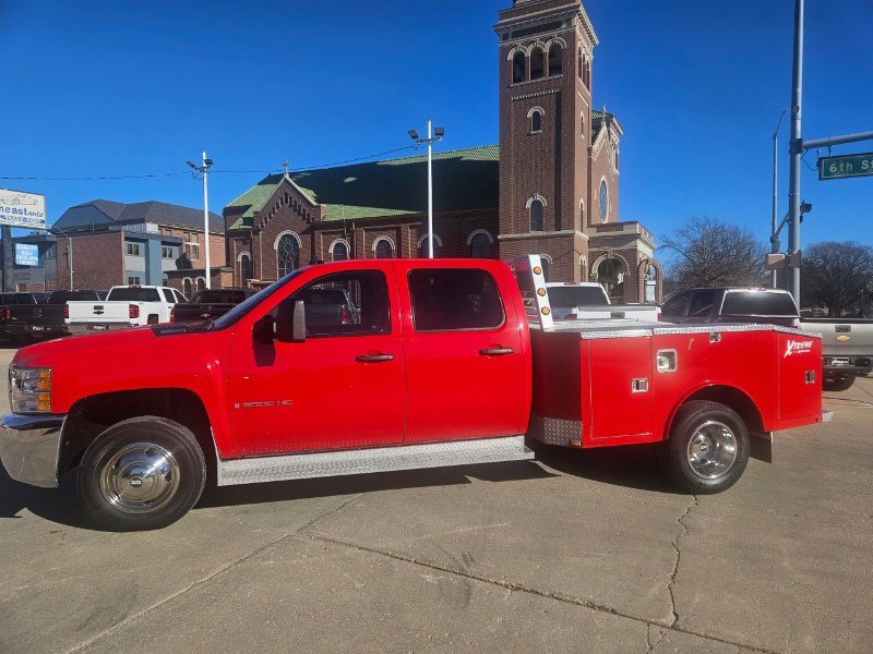 Used 2009 Chevrolet Silverado 3500 W/T image 2