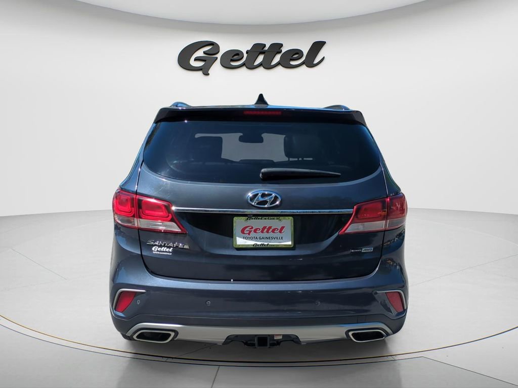 Used 2017 Hyundai Santa Fe AWD image 5