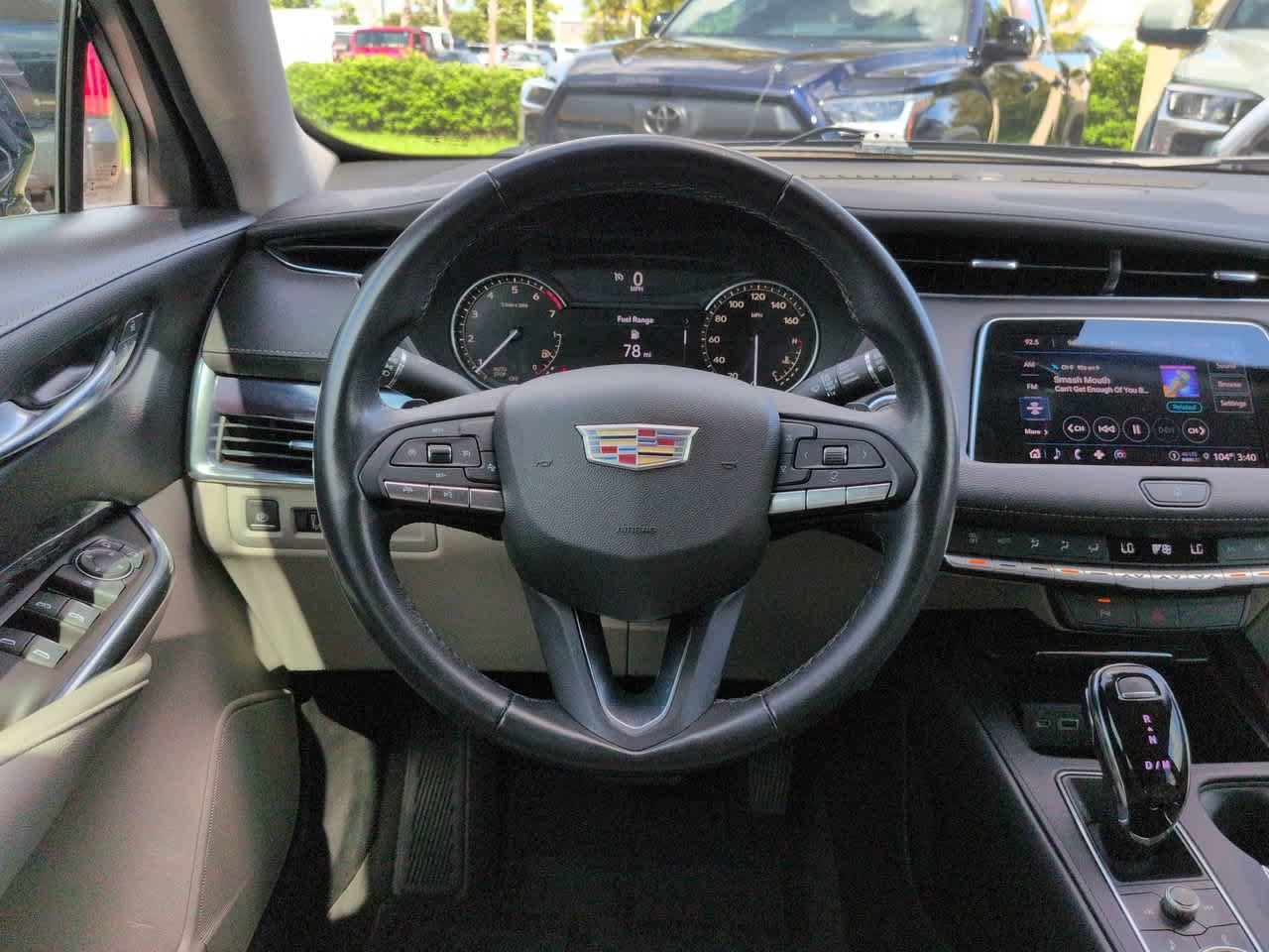 Used 2023 Cadillac XT4 Luxury FWD image 15