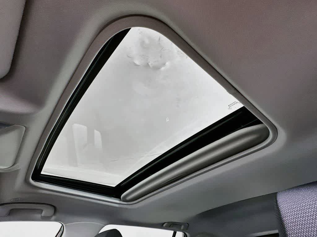 Used 2025 Toyota RAV4 XLE w/ Convenience Package FWD image 30