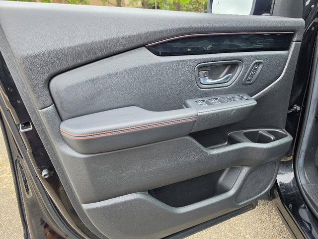 Certified 2025 Honda Pilot TrailSport image 21