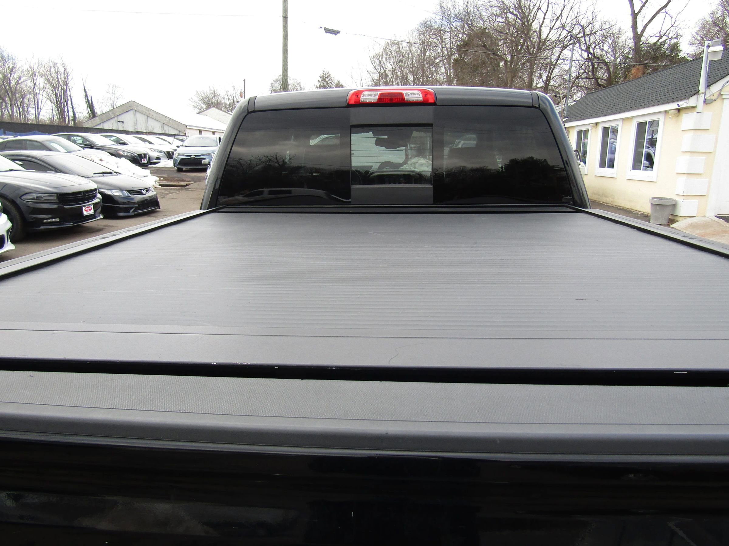 Used 2017 GMC Sierra 1500 Denali w/ Denali Ultimate Package AWD/4WD image 10