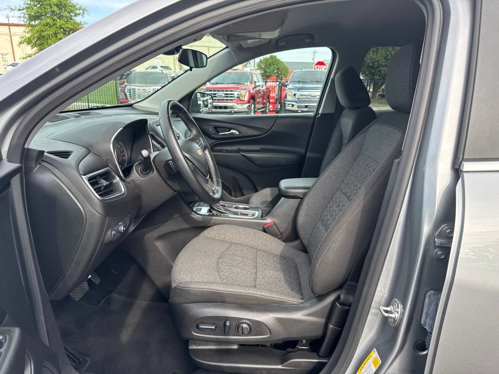 Used 2024 Chevrolet Equinox LT AWD/4WD image 11