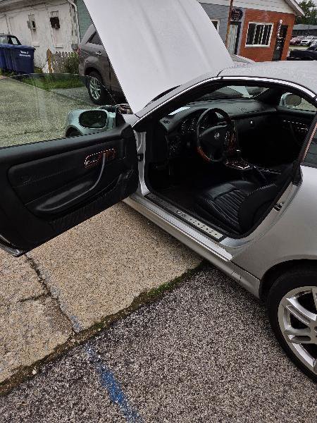 Used 2004 Mercedes-Benz SLK 320 image 10