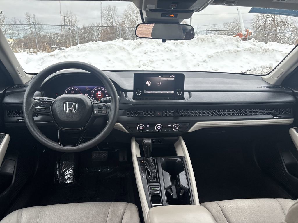 Used 2024 Honda Accord LX image 5