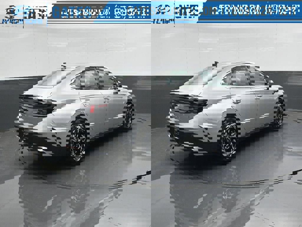 New 2026 Hyundai Sonata SEL image 2