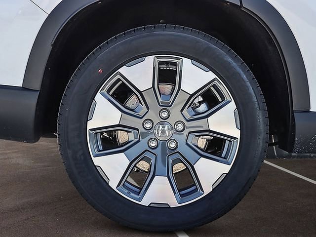 New 2026 Honda Pilot Touring image 7